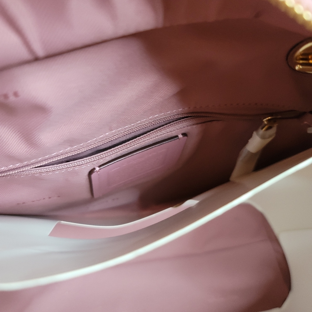 Coach turnlock chain tote - Picture 5 of 9